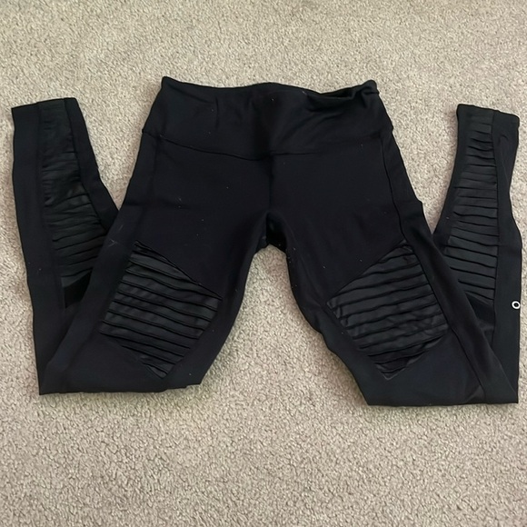 “ALO Moto Leggings size XS” - Picture 1 of 6